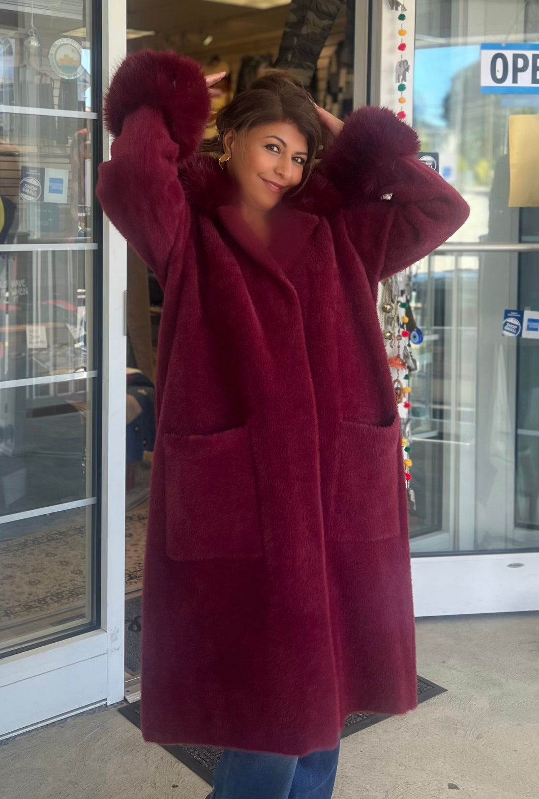 Detach Collar/Cuff faux fur coat